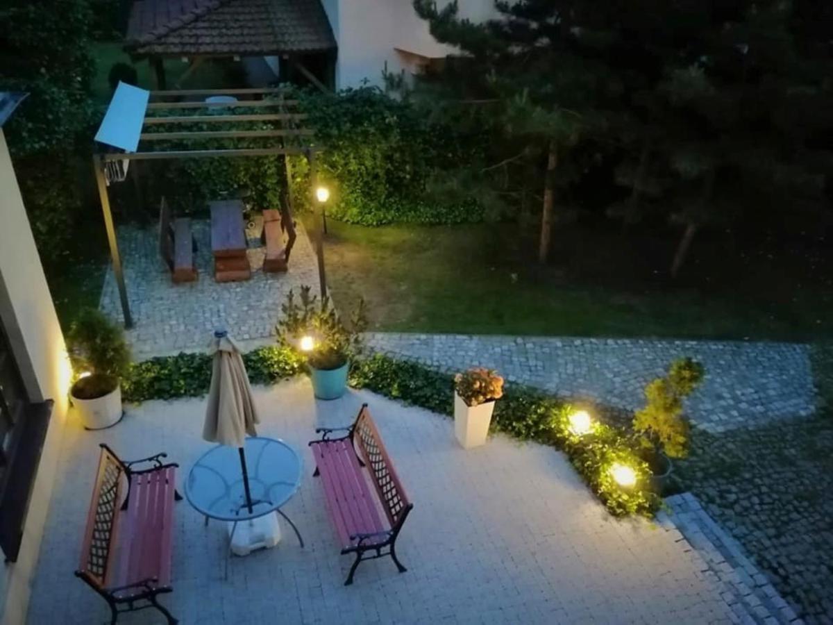 Polskie Morze Apartamenty & Pokoje Pobierowo Luaran gambar